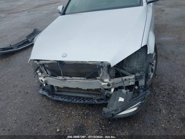 55SWF4KB7HU182242 Mercedes-Benz C 300 4matic/luxury 4matic/sport 4matic