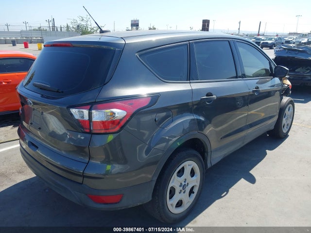 Ford ESCAPE S 2018 1FMCU0F70JUA85756 Image 4