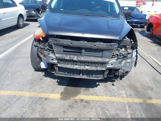 Ford ESCAPE S 2018 1FMCU0F70JUA85756 Image 6