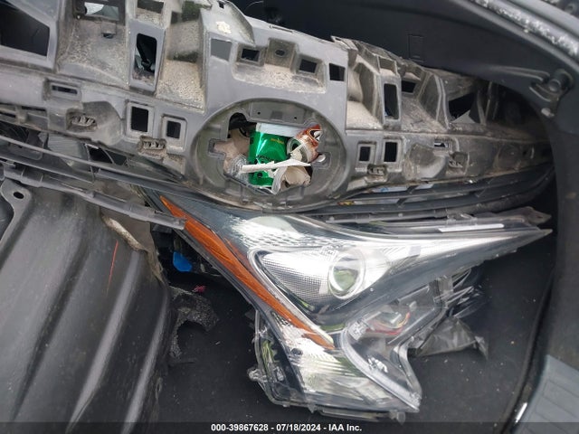 Toyota Prius Two 2016 JTDKBRFU3G3002142 Image 12