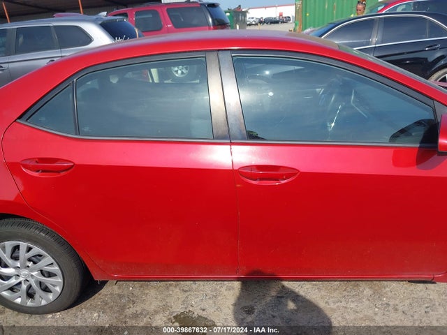 Toyota COROLLA LE 2018 5YFBURHE8JP826751 Image 14