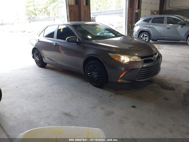 Toyota CAMRY LE 2015 4T4BF1FK0FR478069 Image 1