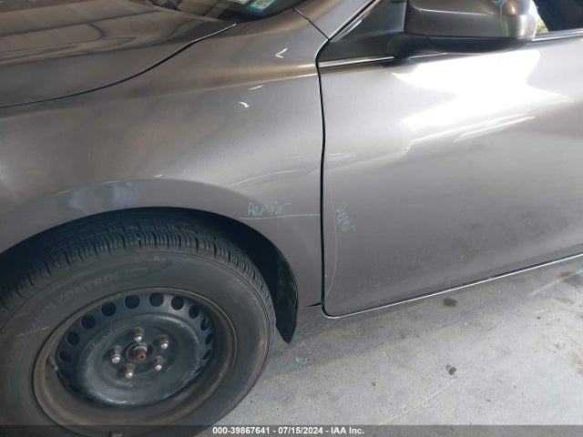 Toyota CAMRY LE 2015 4T4BF1FK0FR478069 Image 14