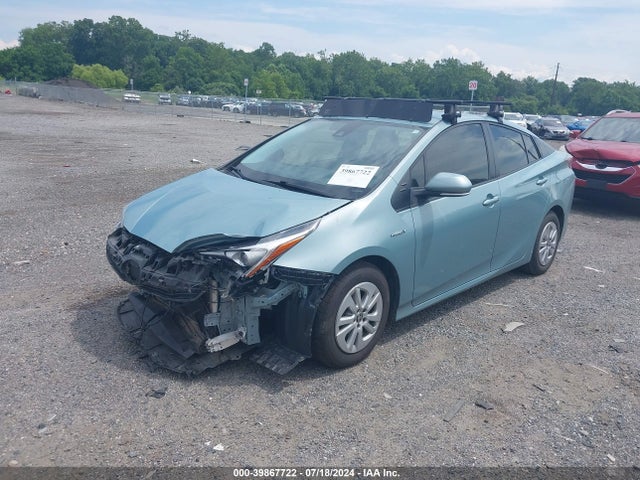 Toyota Prius Two 2017 JTDKBRFUXH3038511 Image 2