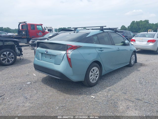 Toyota Prius Two 2017 JTDKBRFUXH3038511 Image 4