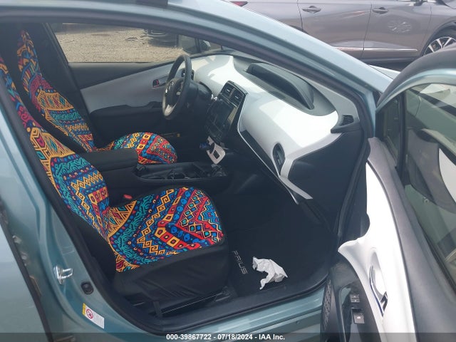 Toyota Prius Two 2017 JTDKBRFUXH3038511 Image 5