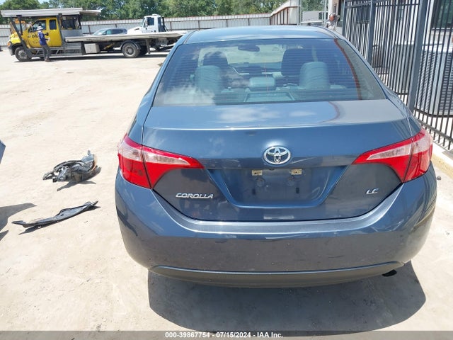 Toyota COROLLA LE 2018 5YFBURHE9JP797034 Image 17