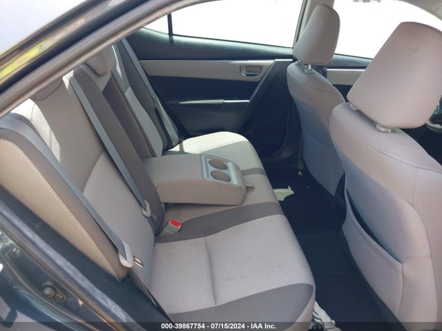 Toyota COROLLA LE 2018 5YFBURHE9JP797034 Image 8
