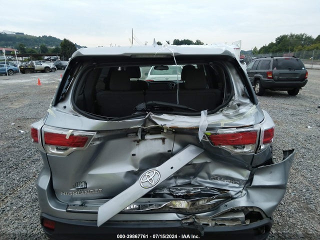 Toyota Highlander Xle V6 2015 5TDJKRFH5FS091353 Image 16