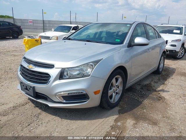 Chevrolet Cruze 1lt Auto 2015 1G1PC5SB5F7169490 Image 2