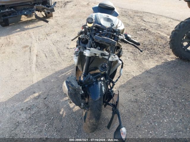 2024 SUZUKI GSX-R600 JS1GN7FA0R7101031 Photo 4