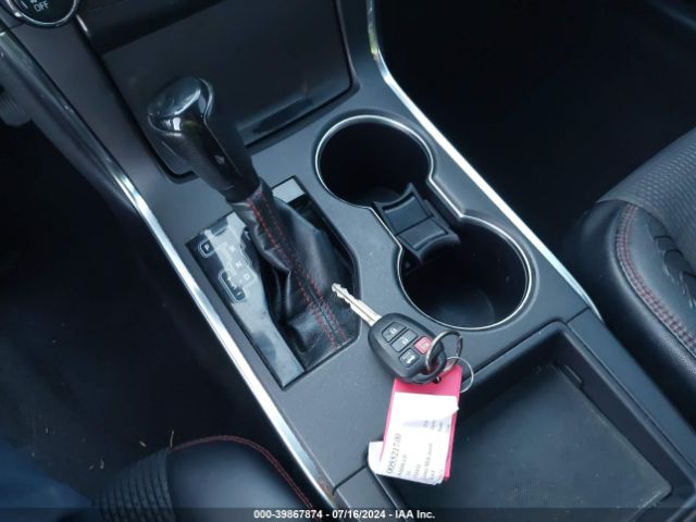 4T1BF1FK8GU137935 Toyota CAMRY SE
