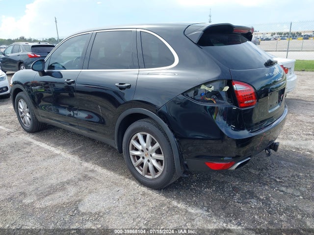2012 PORSCHE CAYENNE WP1AA2A25CLA09663 Photo 2