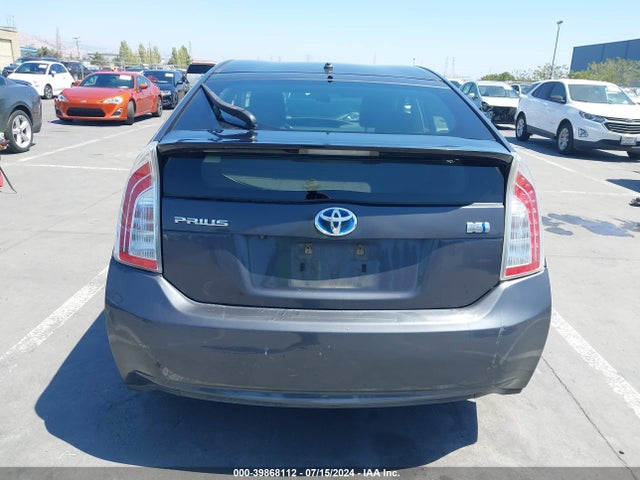 Toyota Prius Two 2015 JTDKN3DU7F1928562 Image 16