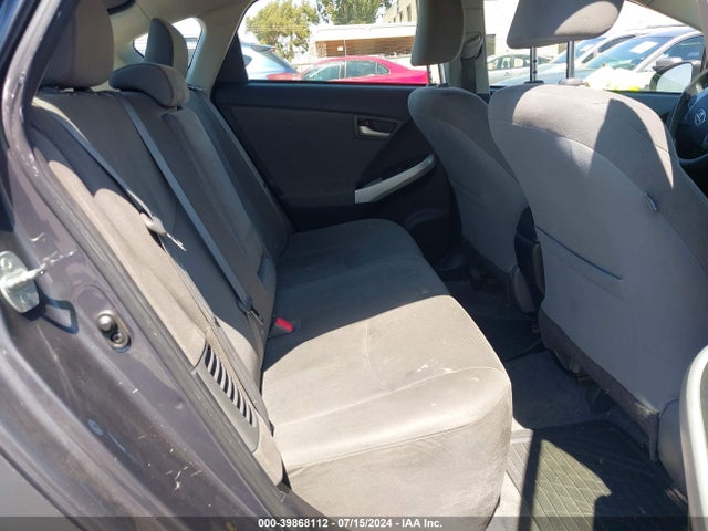 Toyota Prius Two 2015 JTDKN3DU7F1928562 Image 8