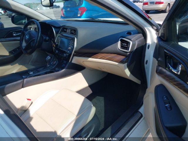 1N4AA6AP5GC409495 Nissan Maxima 3.5 Platinum