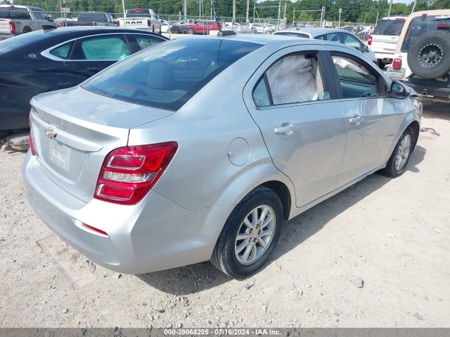 Chevrolet SONIC LT 2017 1G1JD5SH7H4167977 Image 4