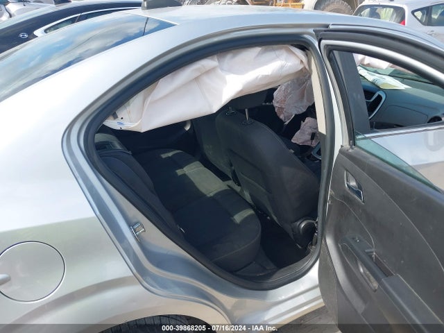 Chevrolet SONIC LT 2017 1G1JD5SH7H4167977 Image 8