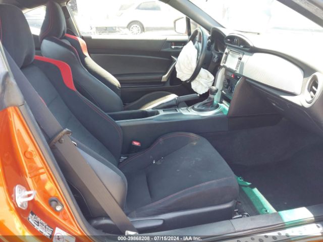 JF1ZNAA13F8711486 Scion FR-S