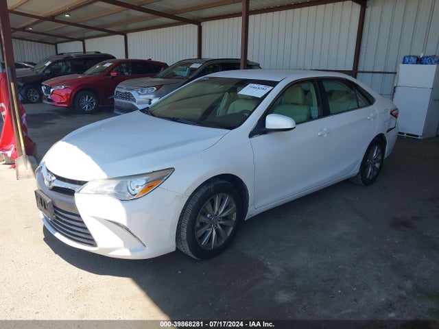 Toyota CAMRY XLE 2015 4T1BF1FK6FU072100 Image 2