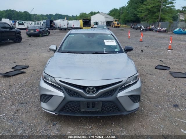 4T1G11BK4LU006196 Toyota Camry Se Awd