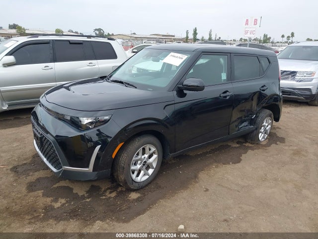 KIA SOUL LX 2023 KNDJ23AU4P7862088 Image 2