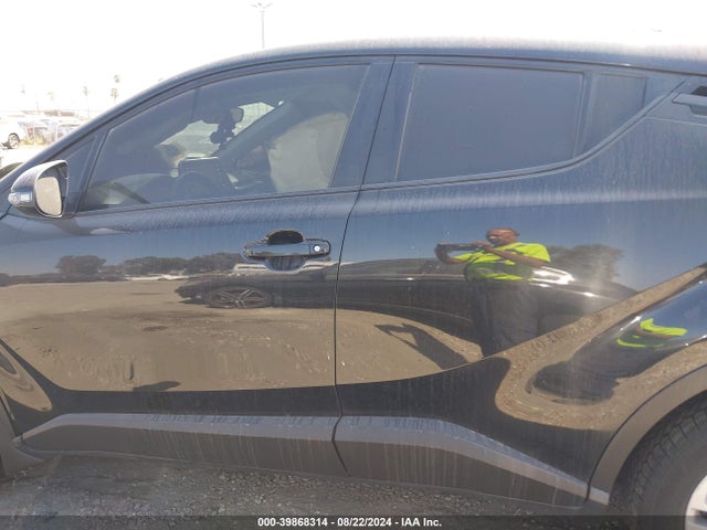 Toyota C-HR LE 2020 JTNKHMBX8L1067779 Image 15