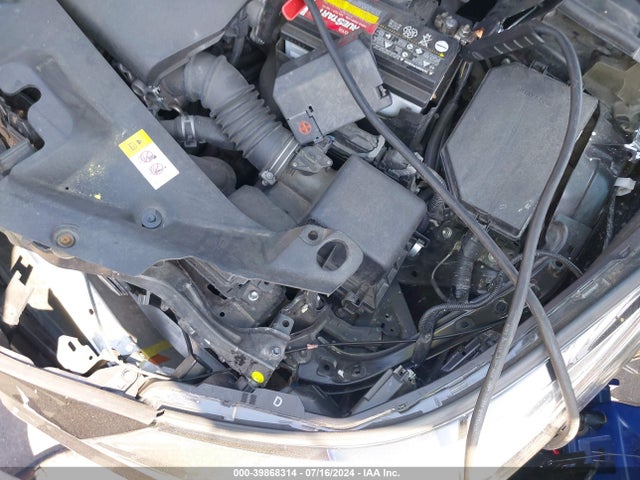 Toyota C-HR LE 2020 JTNKHMBX8L1067779 Image 19