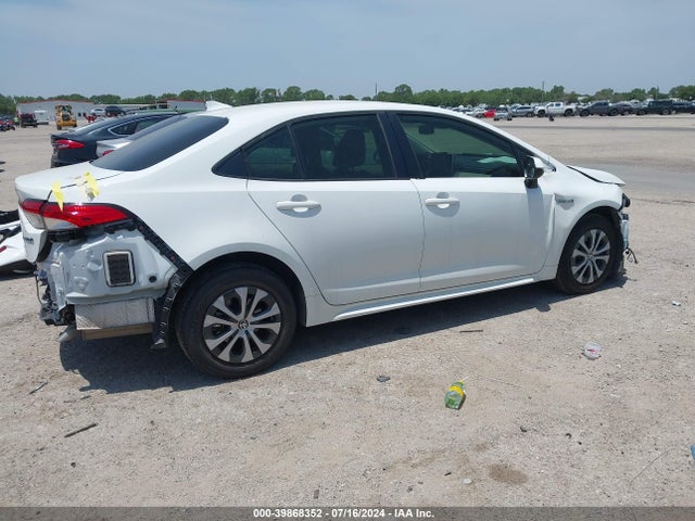 Toyota Corolla Hybrid Le 2021 JTDEAMDE4MJ020056 Image 4