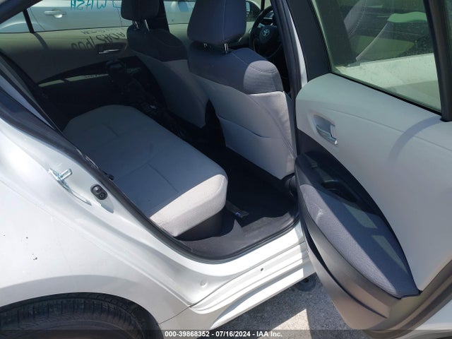 Toyota Corolla Hybrid Le 2021 JTDEAMDE4MJ020056 Image 8