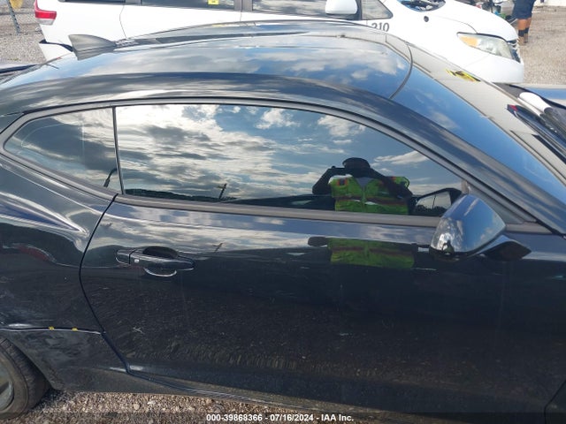 Chevrolet Camaro 2lt 2017 1G1FD1RSXH0168242 Image 13
