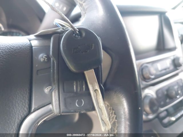 1GNSKBKC7KR279670 Chevrolet Tahoe Lt