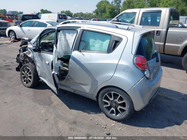 Chevrolet Spark 2lt Cvt 2015 KL8CF6S98FC791825 Image 3