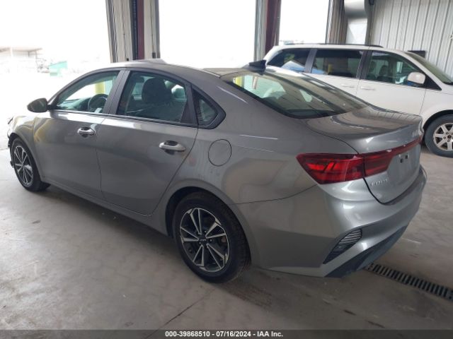 3KPF24ADXNE486649 KIA Forte Lxs