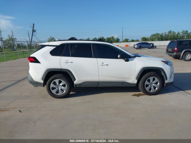 2T3H1RFV8KW057049 Toyota RAV4 LE