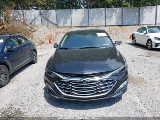 1G1ZB5ST4NF189061 Chevrolet Malibu Fwd Ls