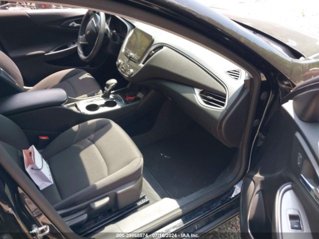 1G1ZB5ST4NF189061 Chevrolet Malibu Fwd Ls