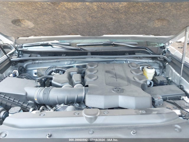 Toyota 4RUNNER SR5 2023 JTEEU5JR5P5302851 Image 10
