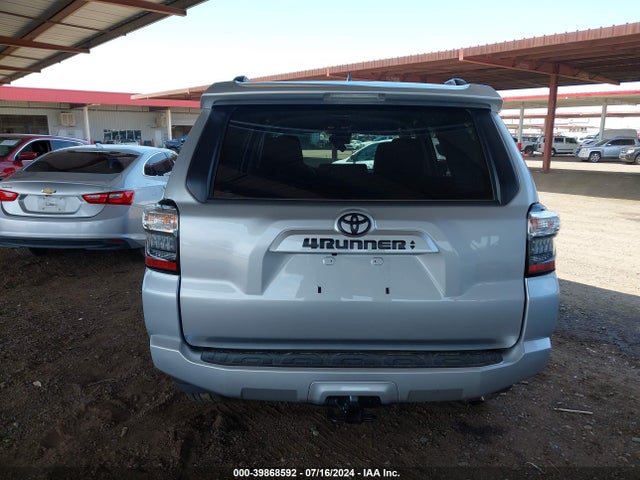 Toyota 4RUNNER SR5 2023 JTEEU5JR5P5302851 Image 16
