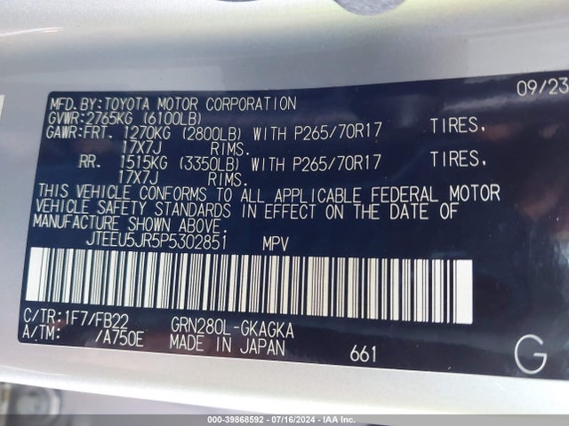 Toyota 4RUNNER SR5 2023 JTEEU5JR5P5302851 Image 9