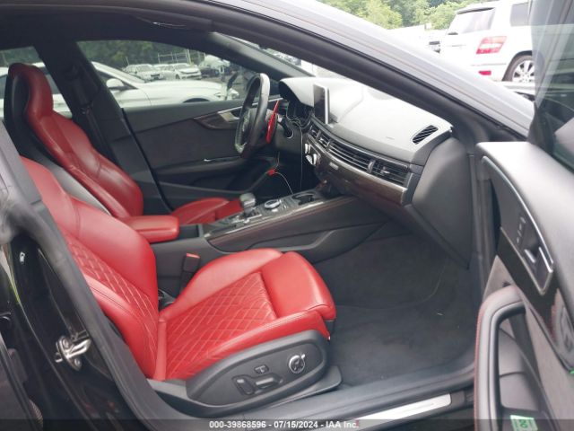 WAUC4CF57JA085482 Audi S5 3.0t Premium Plus