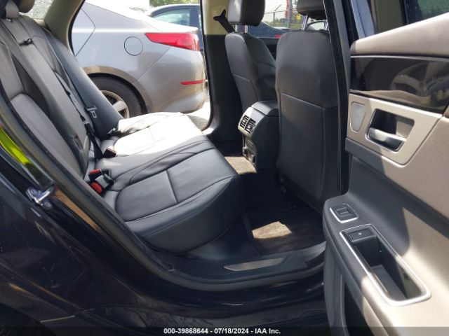 SAJBD4BV0HCY32852 Jaguar Xf 35t Premium