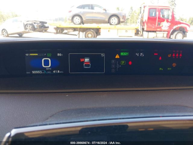 JTDKAMFU6N3158193 Toyota Prius Le