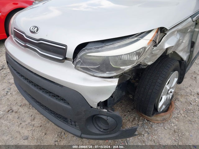 KIA Soul 2018 KNDJN2A22J7621203 Image 17