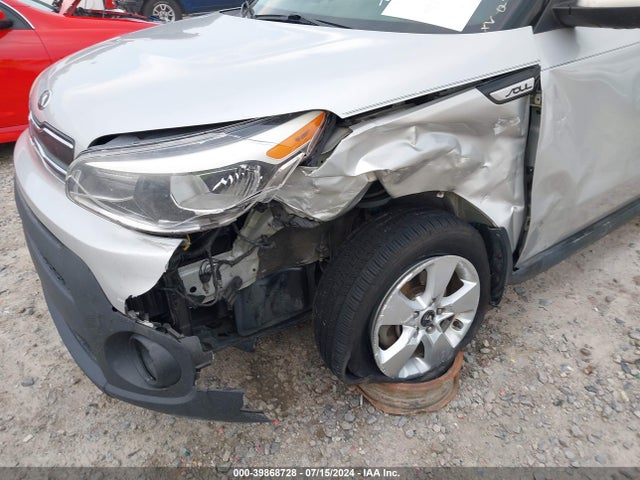 KIA Soul 2018 KNDJN2A22J7621203 Image 6