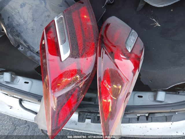 2G4GU5GX5H9189017 Buick Regal Turbo Gs