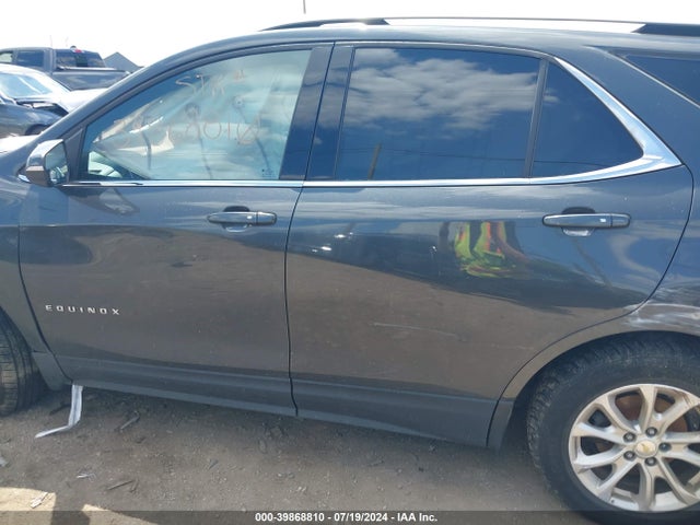 Chevrolet EQUINOX LT 2018 2GNAXSEV7J6133046 Image 14