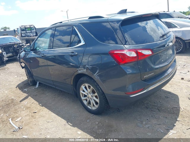 Chevrolet EQUINOX LT 2018 2GNAXSEV7J6133046 Image 3