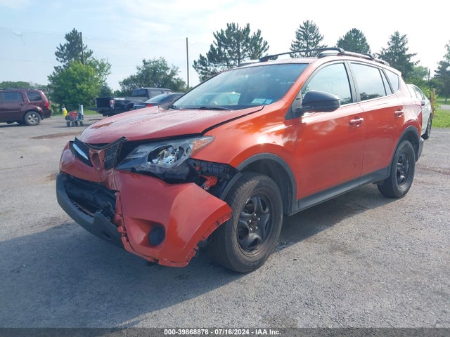 Toyota RAV4 LE 2015 2T3BFREV3FW232631 Image 2