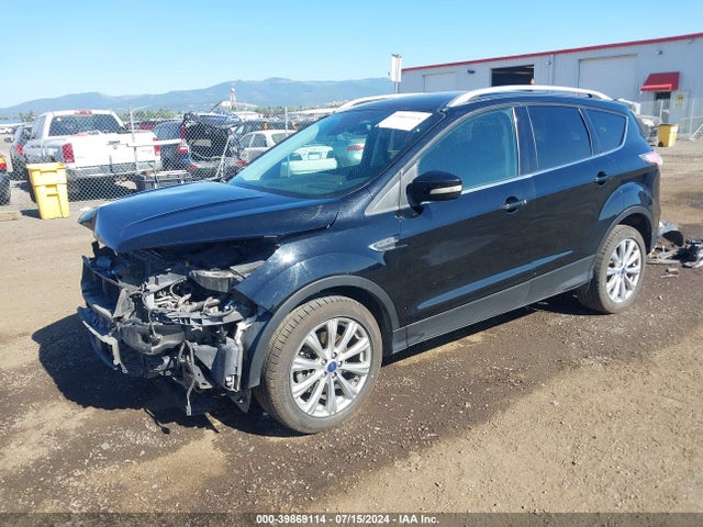 Ford Escape Titanium 2017 1FMCU9J96HUA32860 Image 2